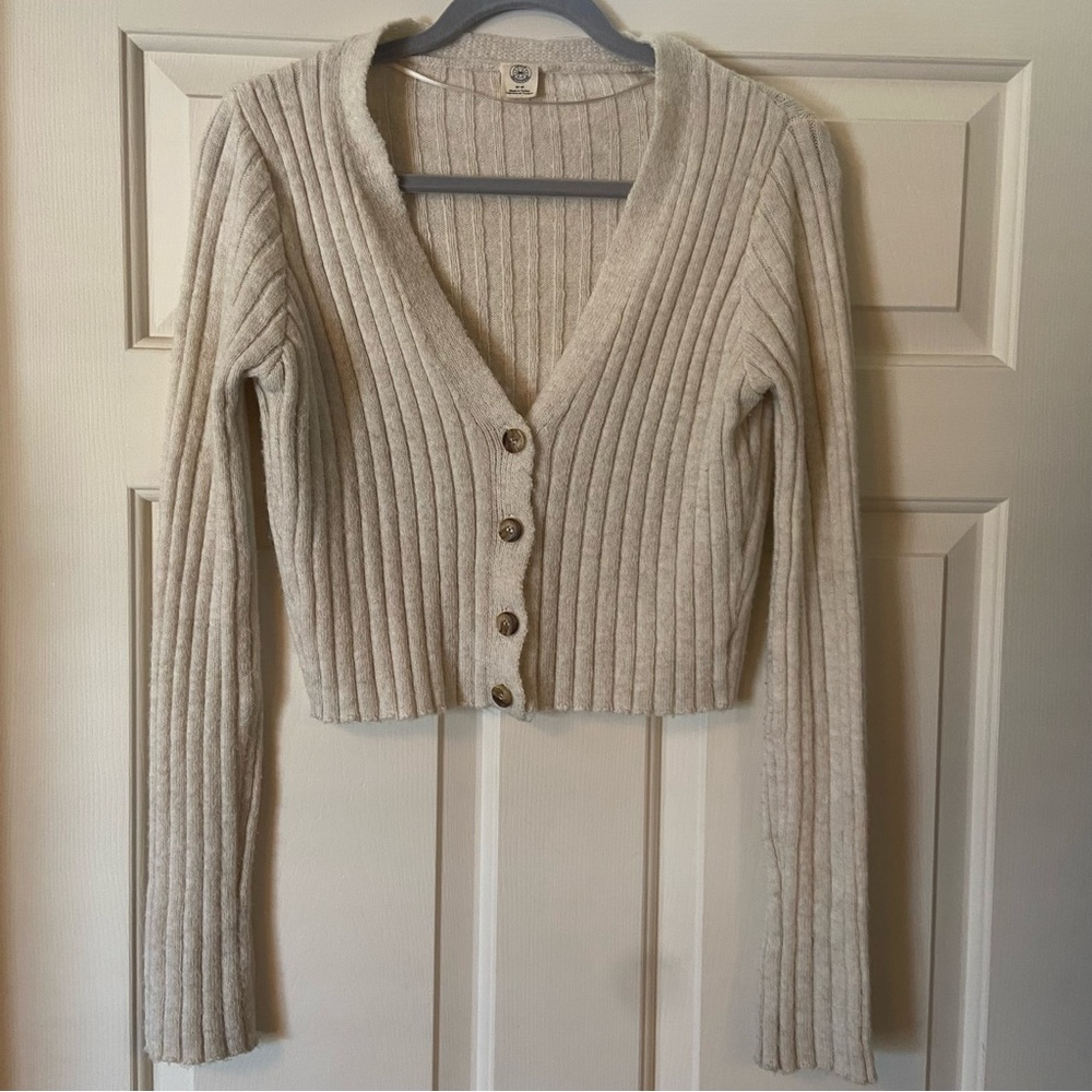 Women's Cream Ribbed Sweater